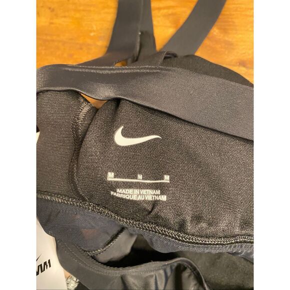 Nike Medium NWT Swim Nike Mesh V-Back One Piece Swimsuit black - Picture 11 of 12